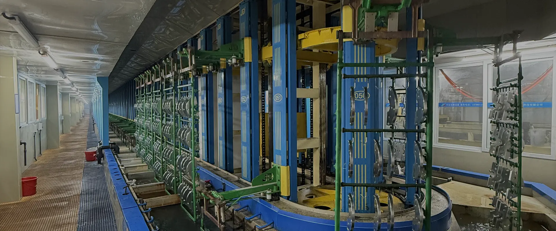 Gantry Barrel -pinnoituslinja kiinnittimille ja piirilevyjen galvanointiin